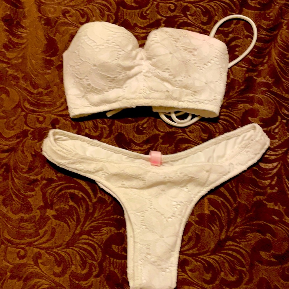 Bathing suit